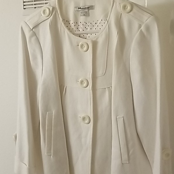Ladies jacket - Picture 3 of 4
